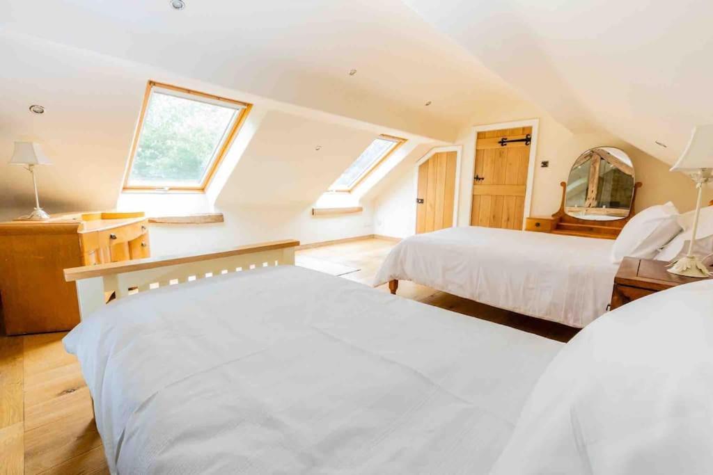 Four Bed Barn Conversion Junction 37 38 M1 บาร์นสลีย์ ภายนอก รูปภาพ